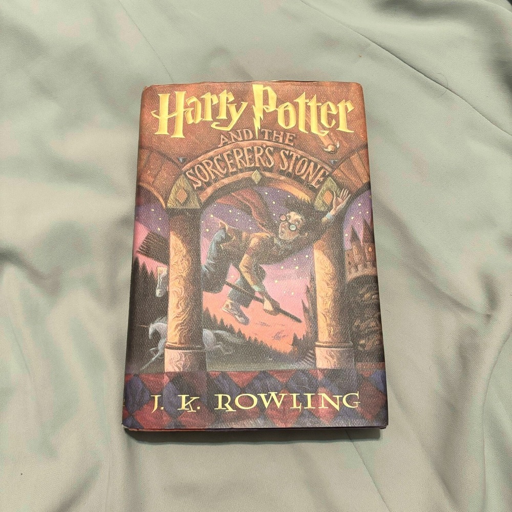 Harry Potter Sorcerer's Stone Hardcover First American Edition JK Rowling
